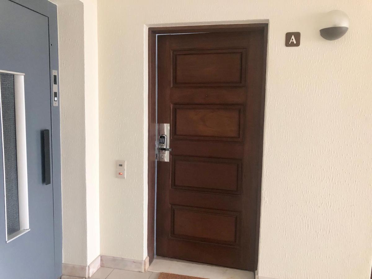 Blue River - Rua Dr Pita - Rooms Near Jardim Magnolia Funchal  Ngoại thất bức ảnh